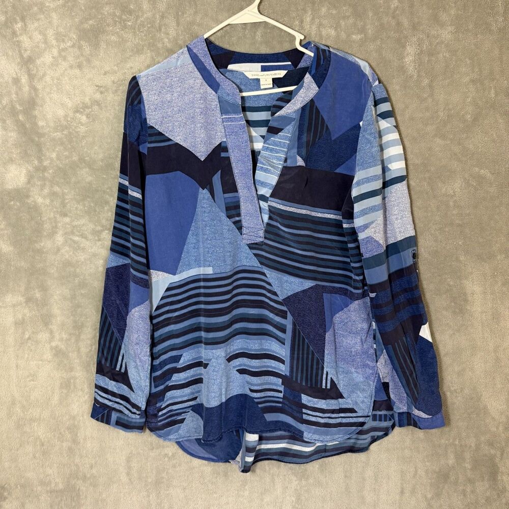 Diane von Furstenberg Top Sz 8 Blue Geometric 100% Silk Roll Sleeve Blouse Tunic